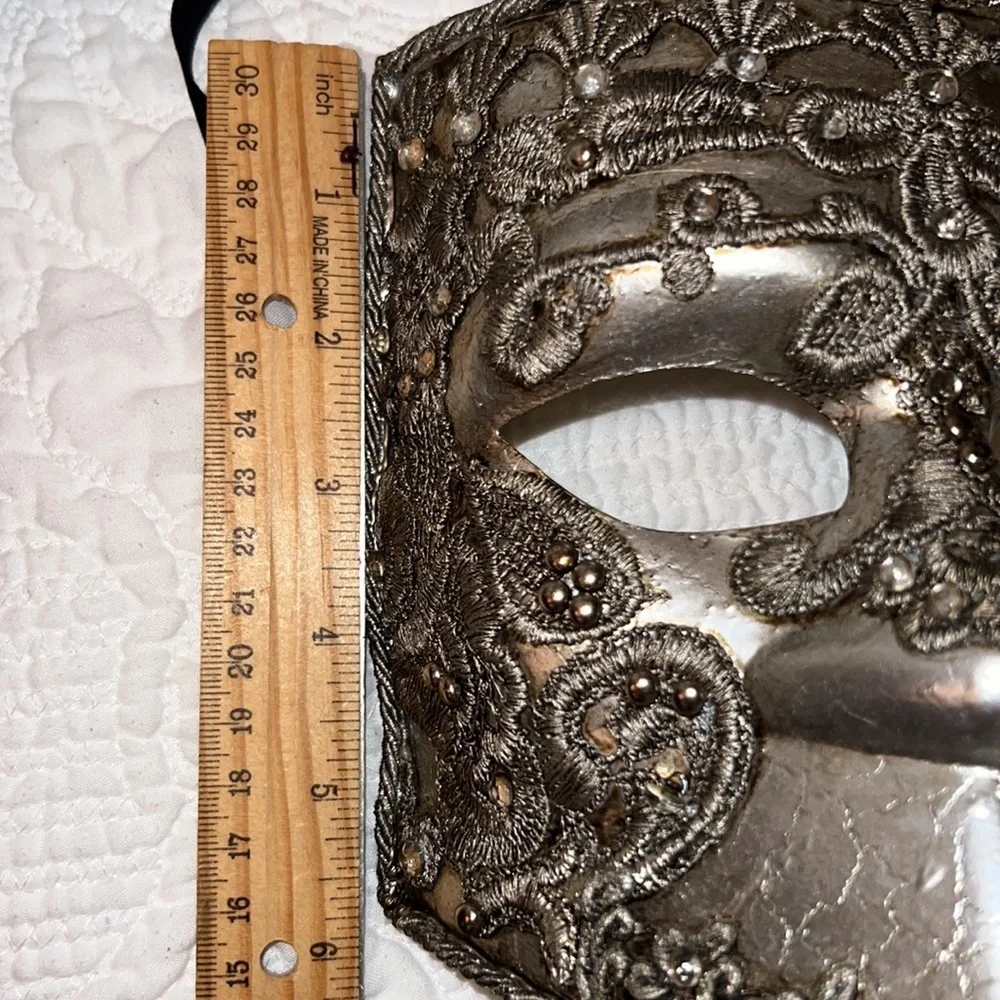 Mardi Gras Mask Silver aluminum style embroidered crystal detail decor mens mask - Picture 8 of 11
